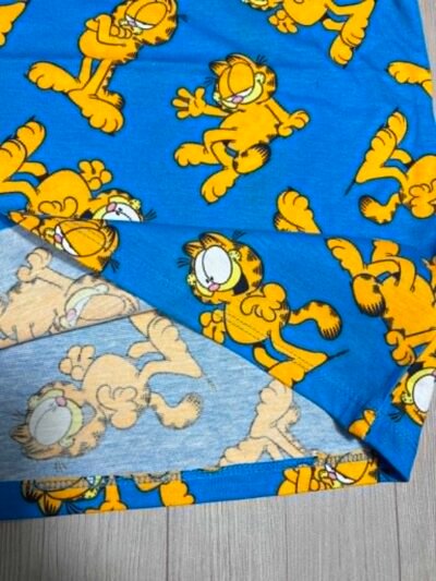 Áo Thun Bé Gái HM UK Họa Tiết Garfield Vui Nhộn- Size 4-5Y
