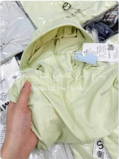 z7917397237741_5b252d0bd16b8e932cc6cc8e71b524b7 Áo Khoác Có Mũ Trẻ Em (China) - Size 12-18M